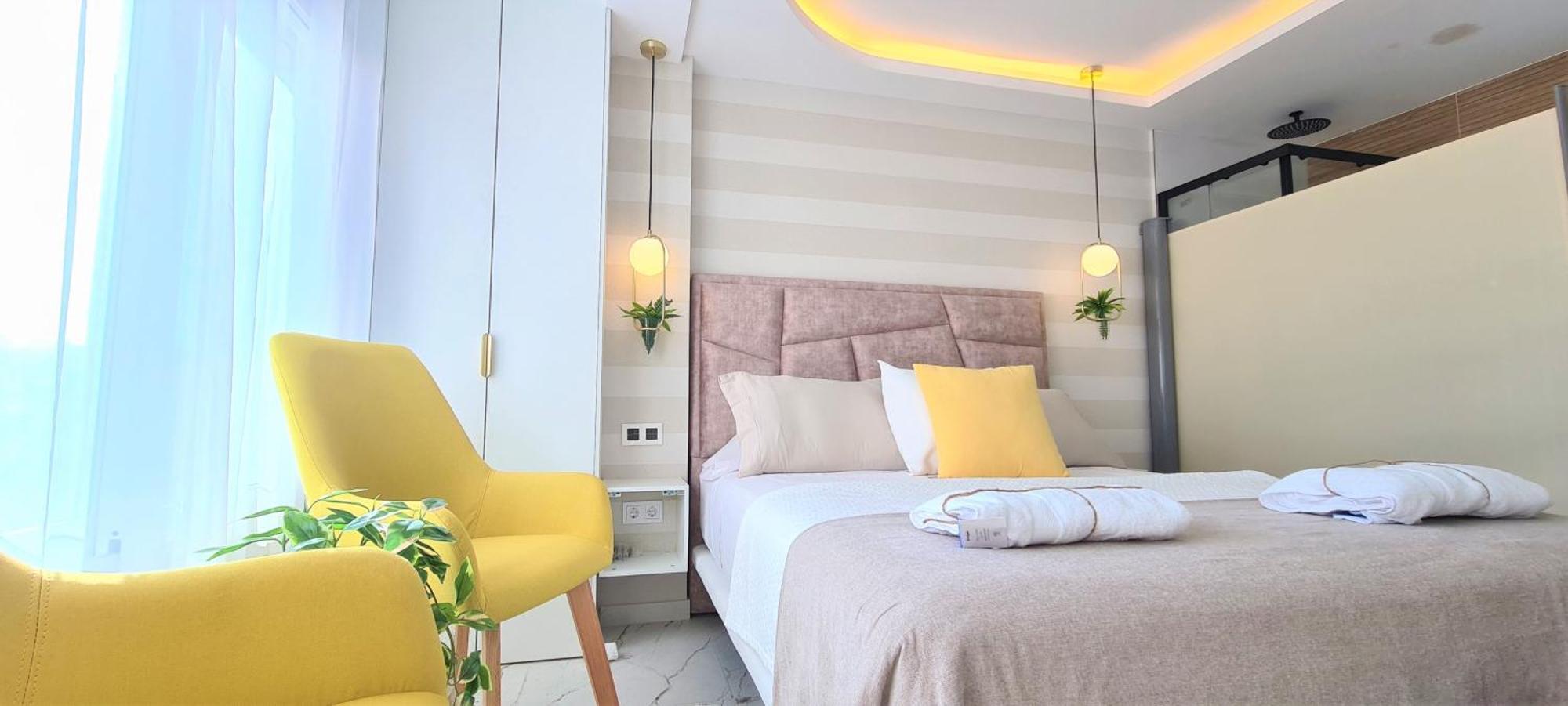 Estepona Rada Beach Abc Apartments & Estudios A ภายนอก รูปภาพ